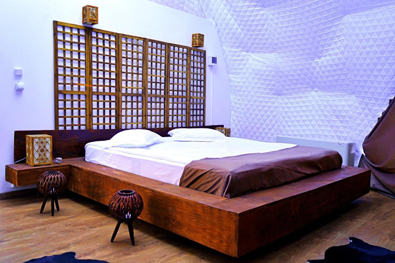 Wegloo Hotel Azuga Ngoại thất bức ảnh